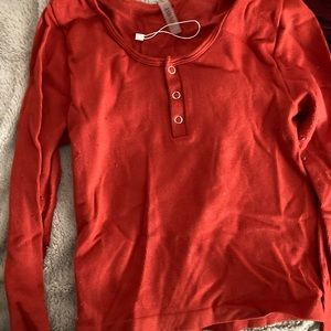 Red/Orange top
